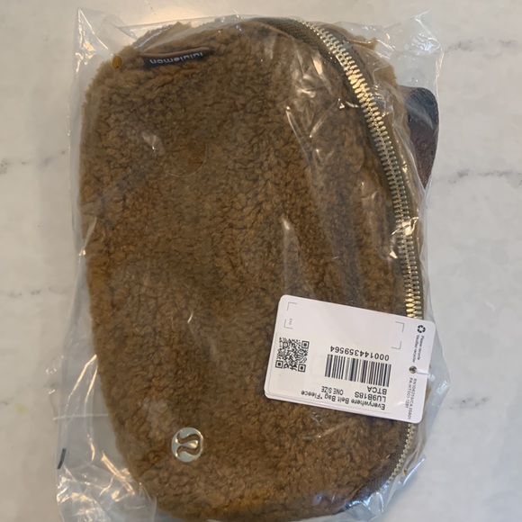 NWT Lululemon Everywhere fleece bag burnt caramel - Picture 3 of 4